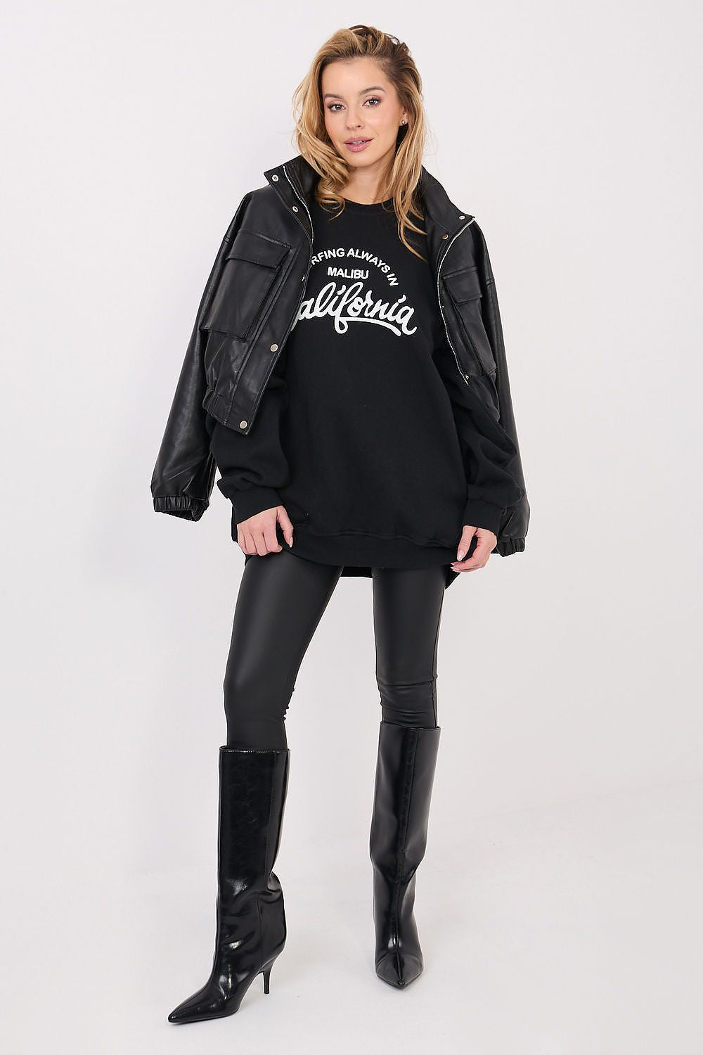 Maxi Felpa Donna ’Urban Lettering’ – Taglio Allungato
