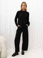 NORA - Cardigan Elegante con Scollo Tondo e Bottoni