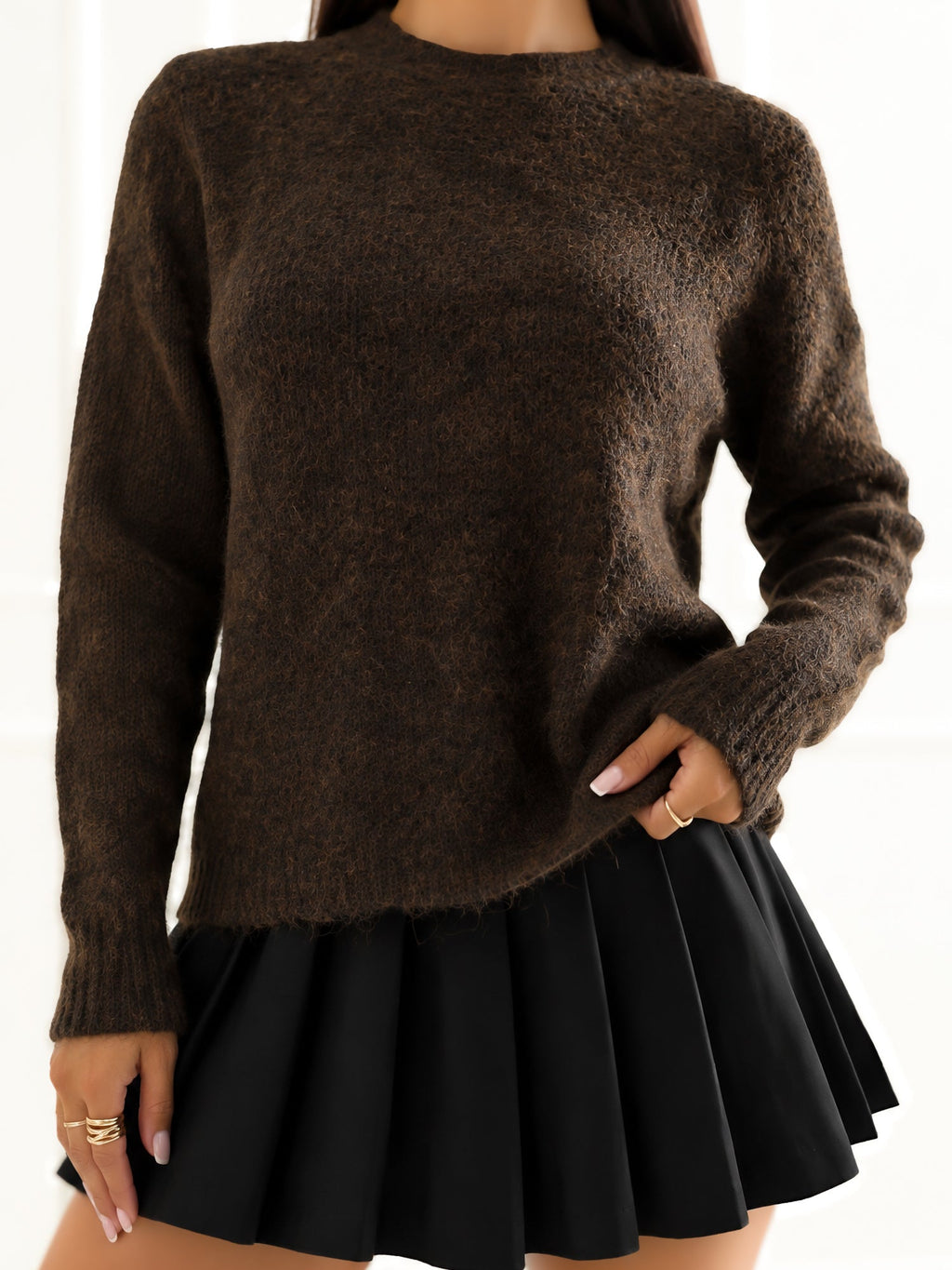 NORA - Cardigan Elegante con Scollo Tondo e Bottoni