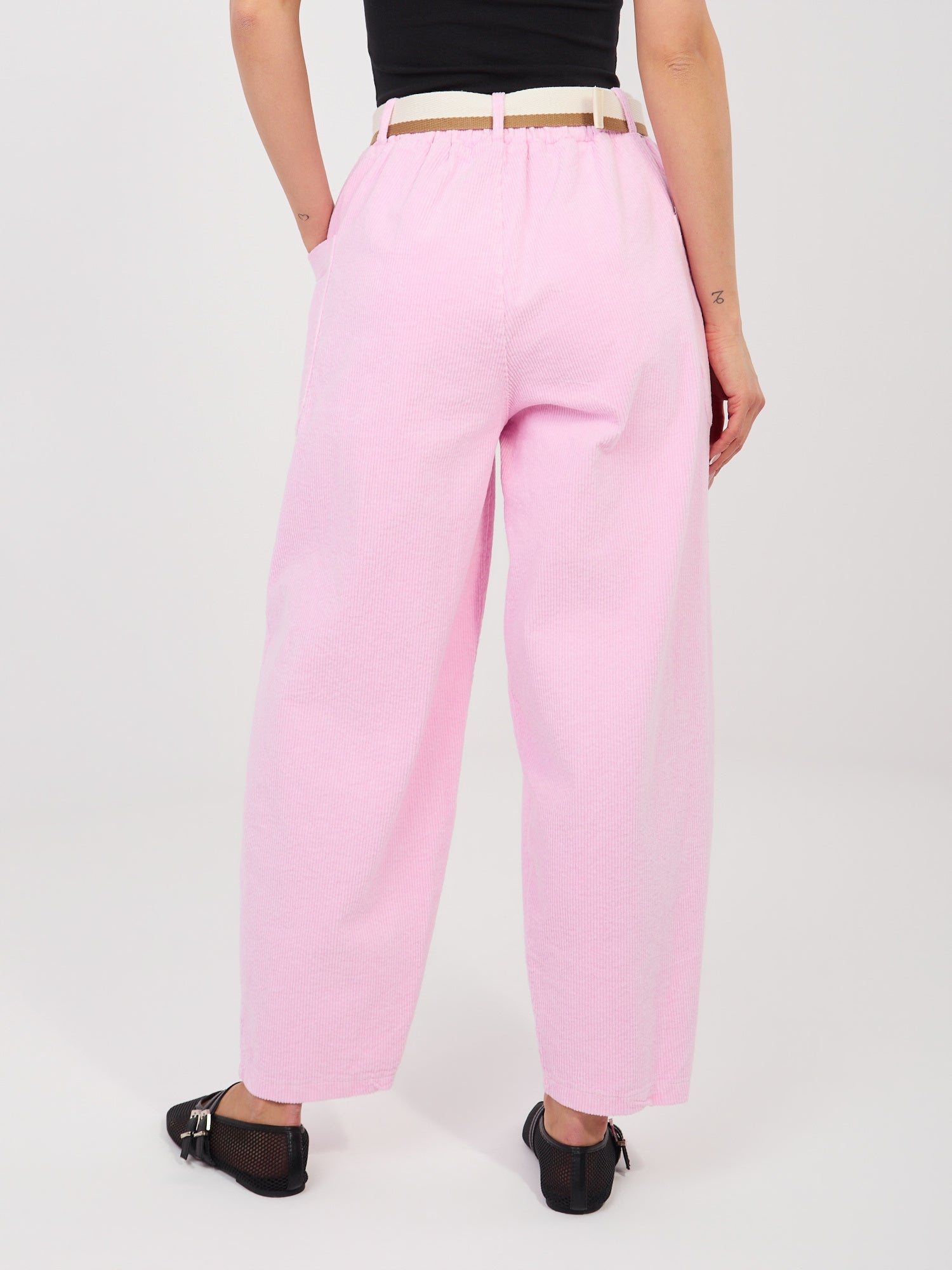 Pantaloni Carrot in Velluto a Coste con Cintura – Made