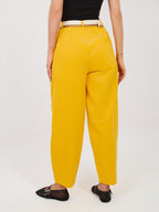 Pantaloni Carrot in Velluto a Coste con Cintura – Made