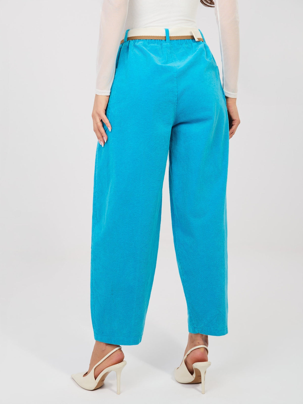 Pantaloni Carrot in Velluto a Coste con Cintura – Made