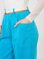 Pantaloni Carrot in Velluto a Coste con Cintura – Made