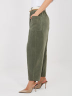 Pantaloni Carrot in Velluto a Coste con Cintura – Made