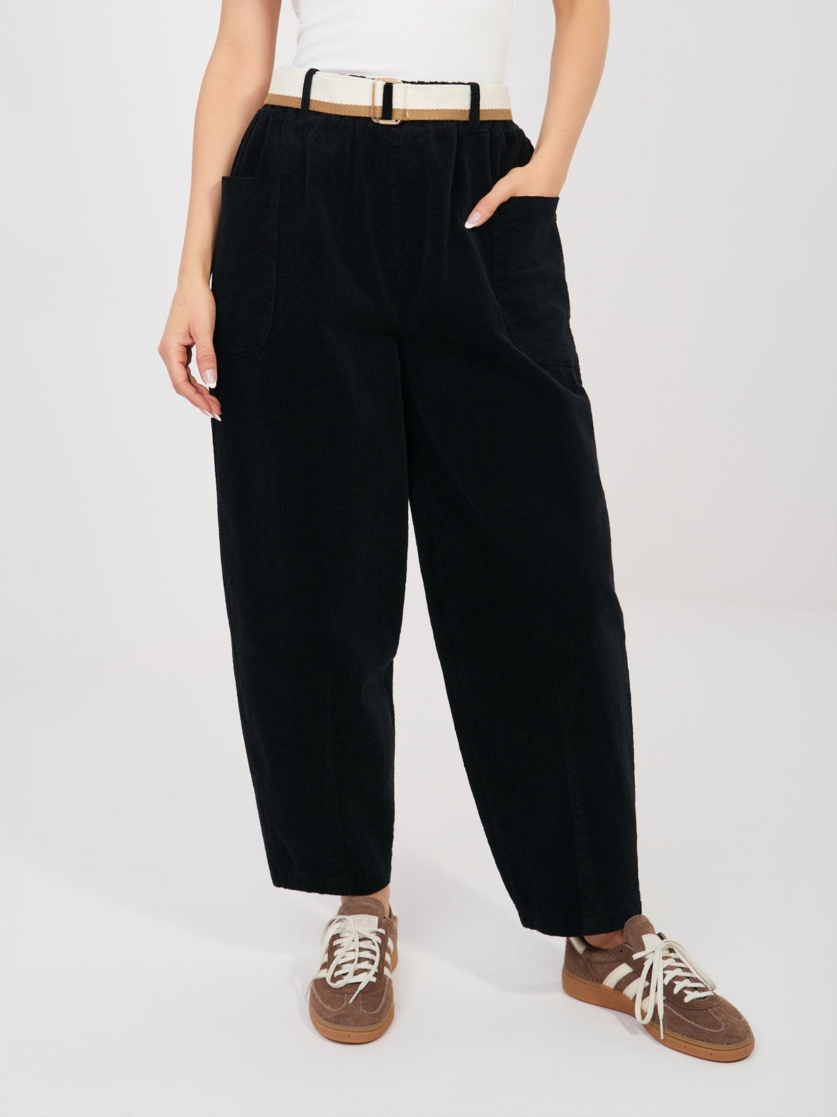 Nero / ONE SIZE Pantaloni Carrot in Velluto a Coste