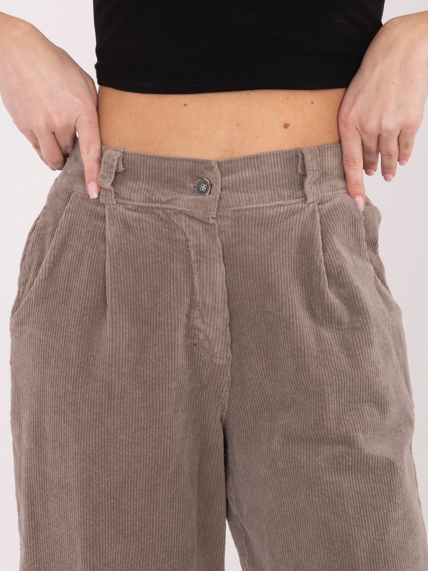 Pantaloni Carrot in Velluto a Coste Vita Alta (Bianca)