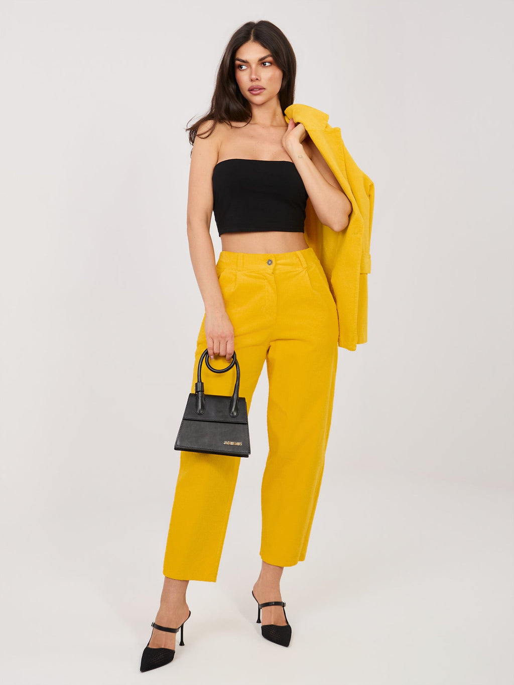 Pantaloni Carrot in Velluto a Coste Vita Alta (Bianca)