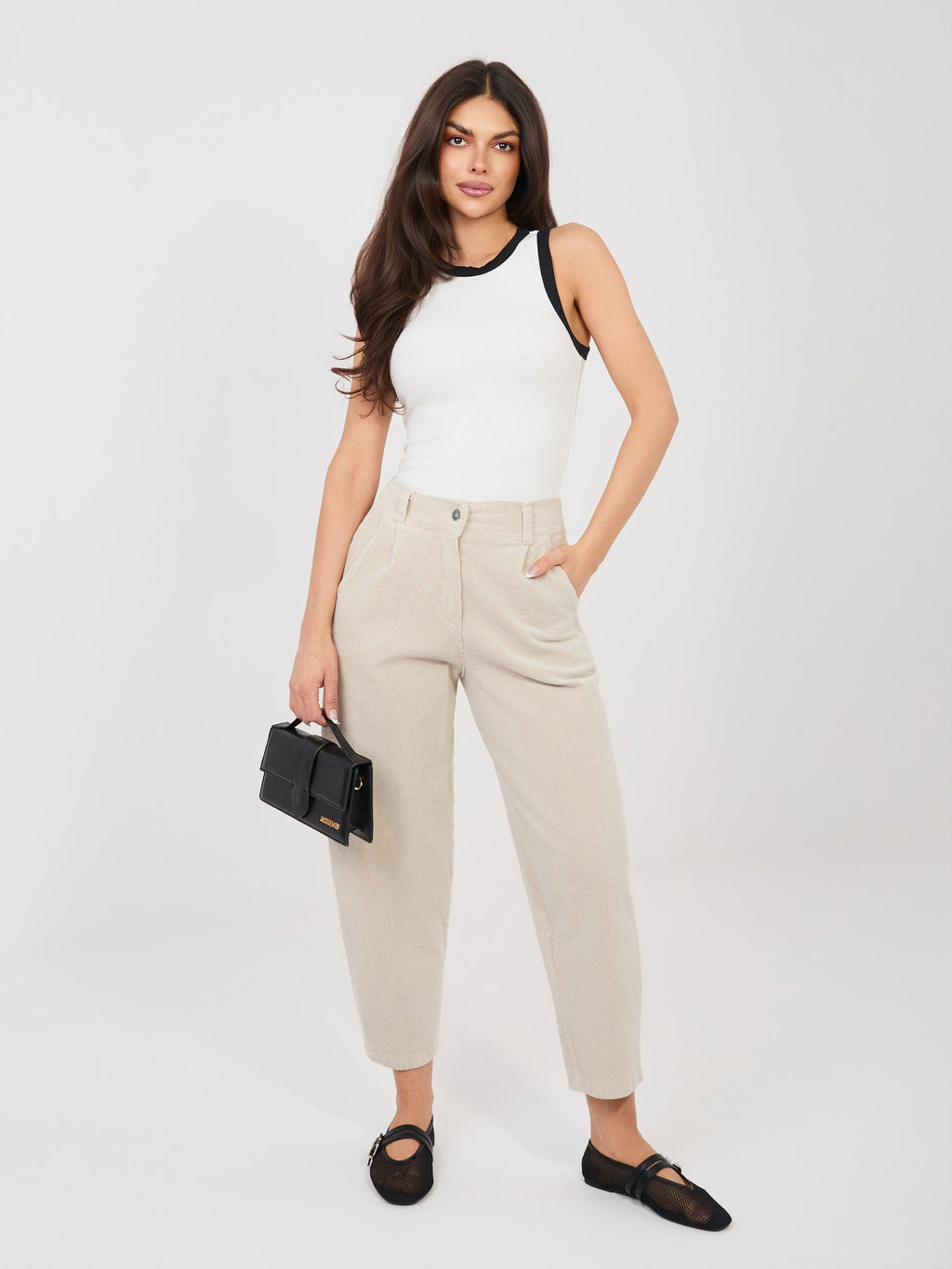 Pantaloni Carrot in Velluto a Coste Vita Alta (Bianca)