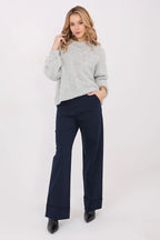 Pantaloni da donna con taglio a zampa - 222235