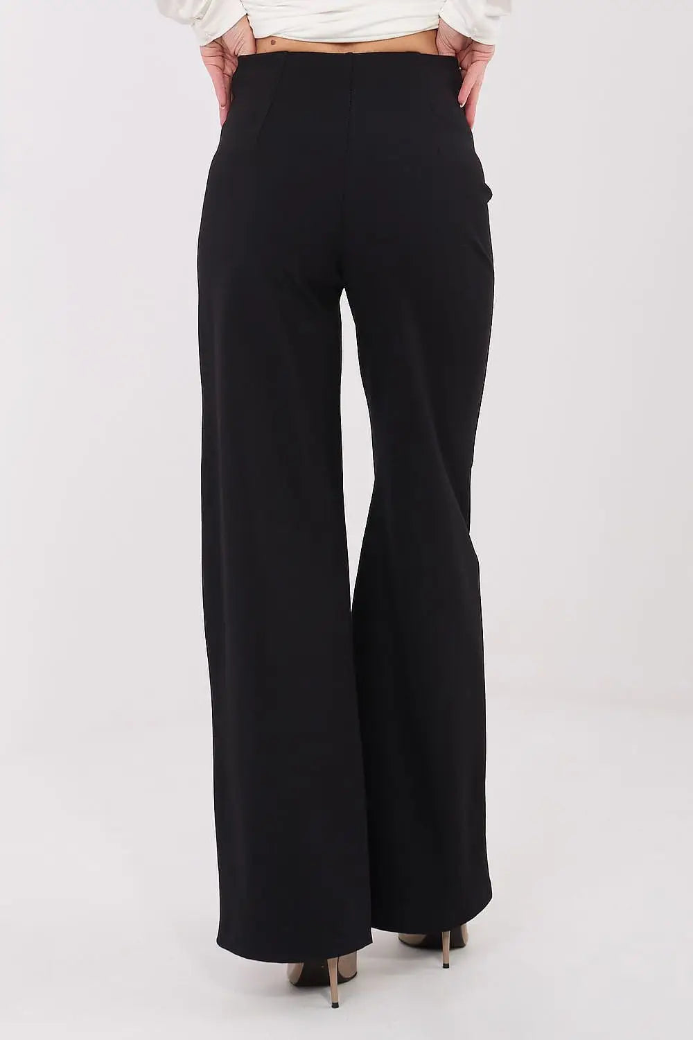 Pantaloni da donna con taglio wide leg - 222240