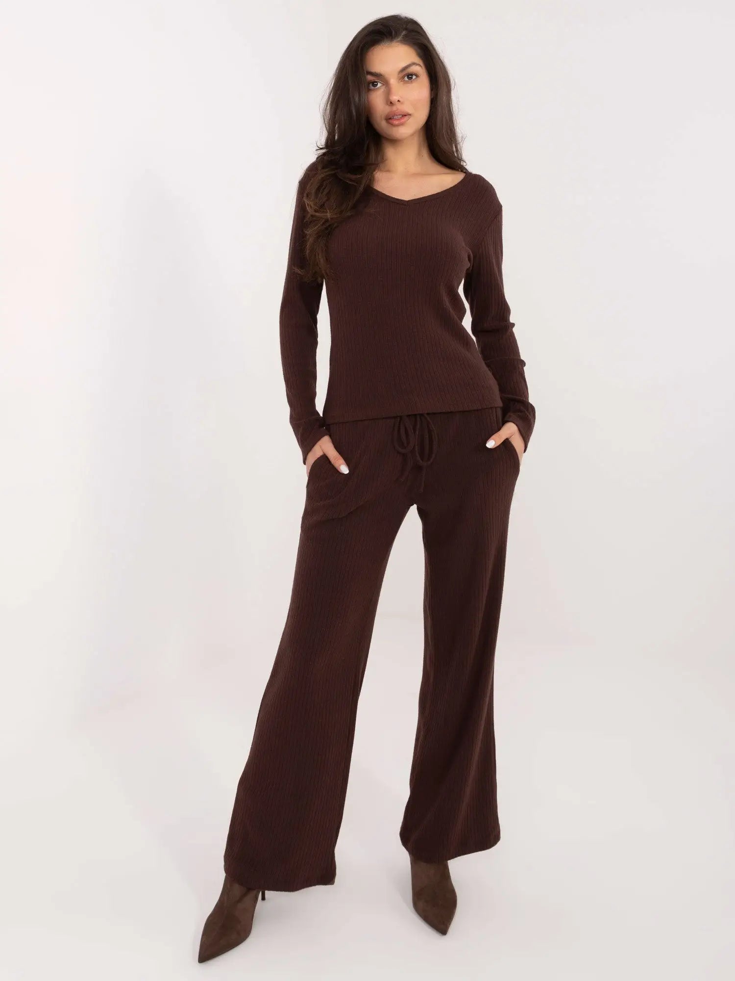 Pantaloni da donna in maglia a coste - 221379