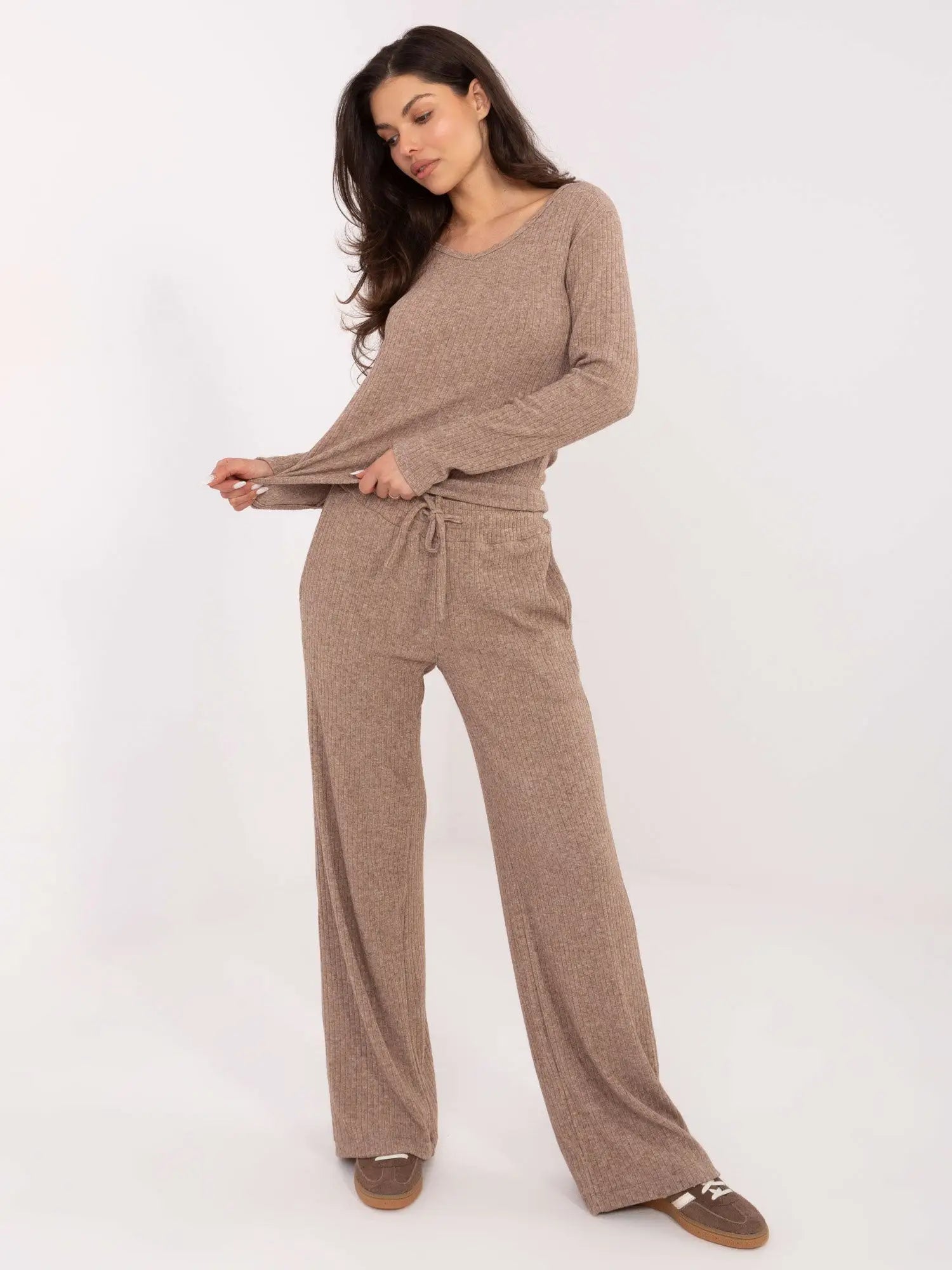 Pantaloni da donna in maglia a coste - 221379