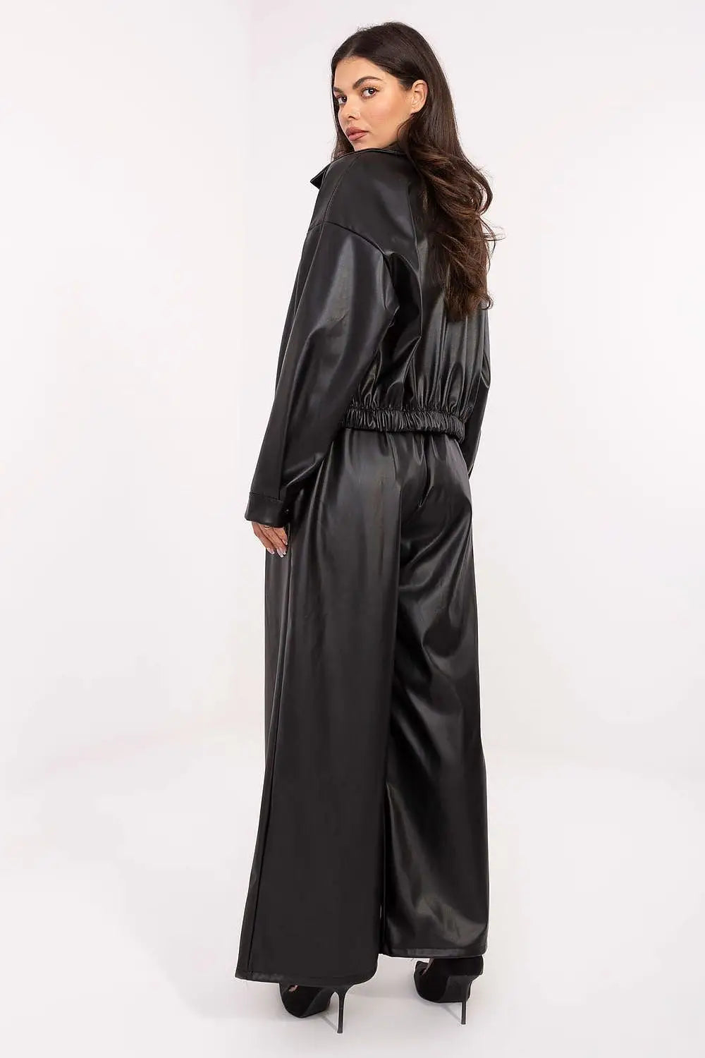 Pantaloni da donna palazzo in eco-pelle - 219883