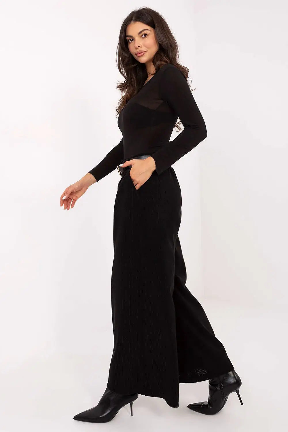 Pantaloni in velluto a coste morbido - 220873