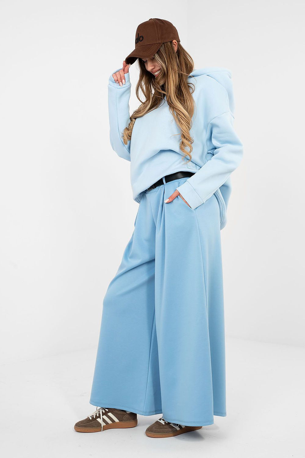 Pantaloni palazzo eleganti e confortevoli in viscosa