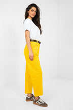 Pantaloni in velluto a coste modello carrot con vita alta