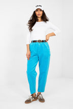 Pantaloni in velluto a coste modello carrot con vita alta