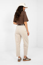 Pantaloni in velluto a coste modello carrot con vita alta