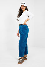 Pantaloni in velluto a coste modello carrot con vita alta