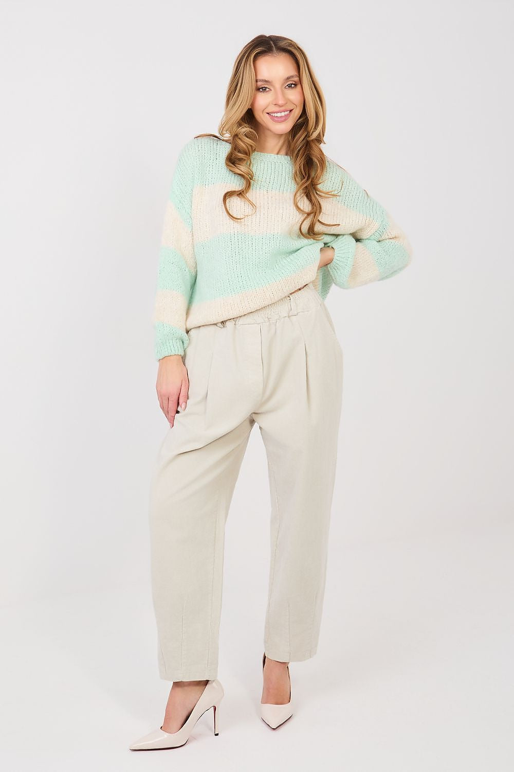 Pantaloni in velluto da donna taglio carrot - NANCY - 224381