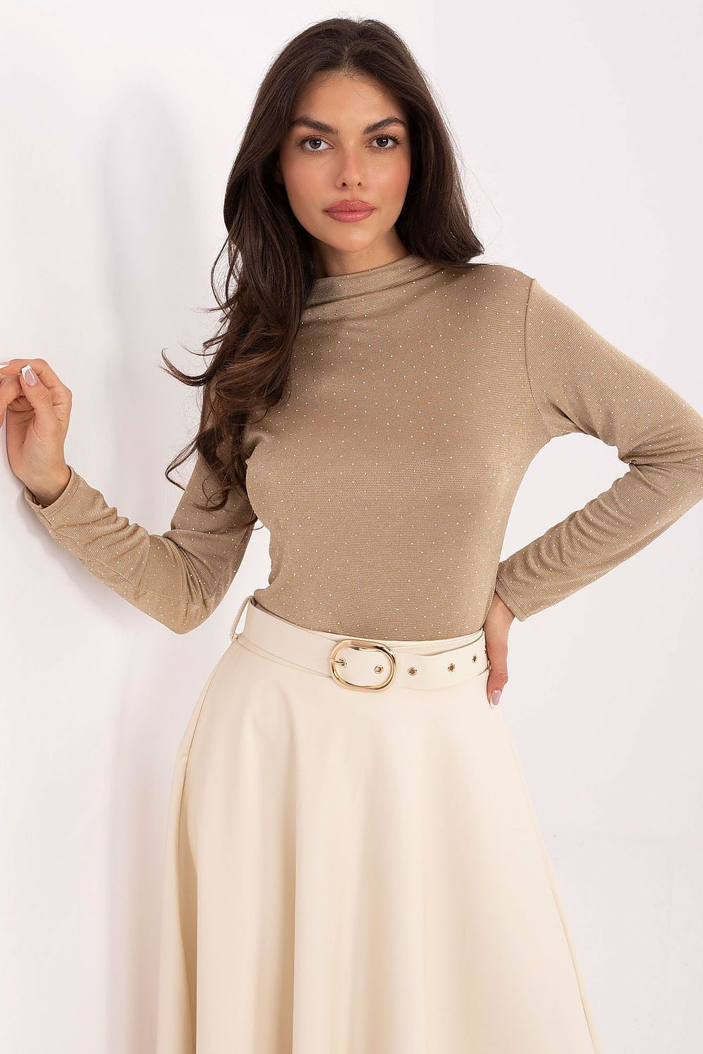 Beige / Universale T-shirt da donna con collo alto