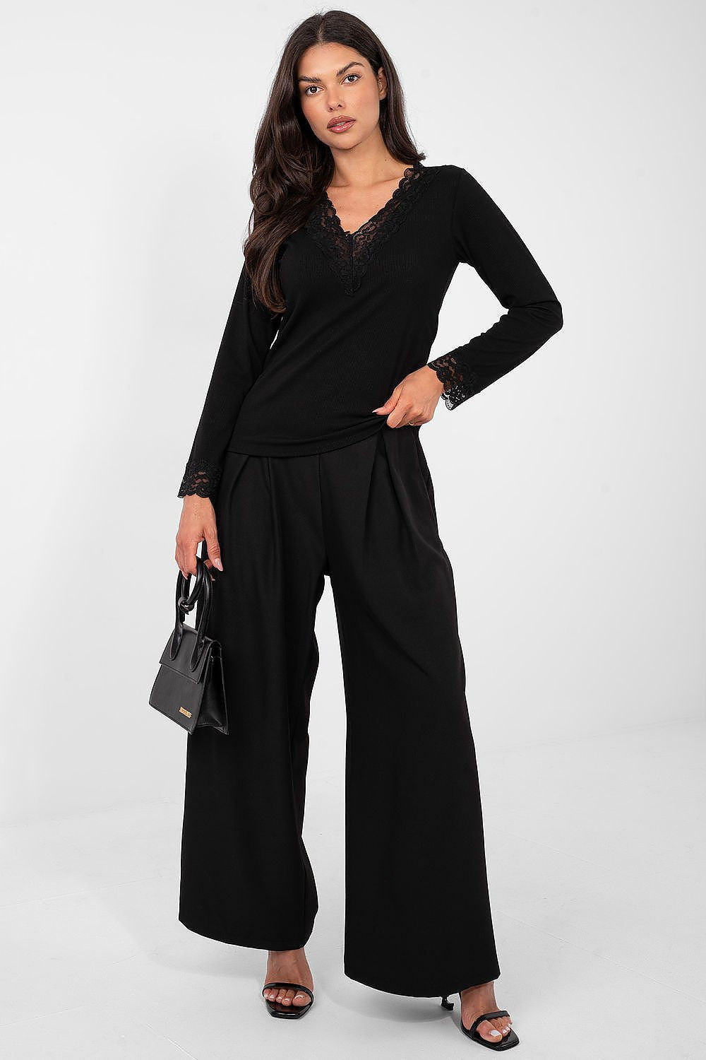 T-shirt elasticizzata scollo a V - 223494