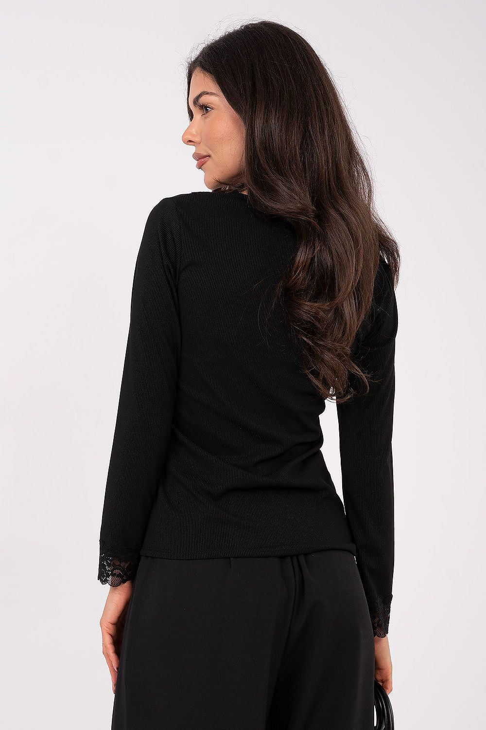 T-shirt elasticizzata scollo a V - 223494