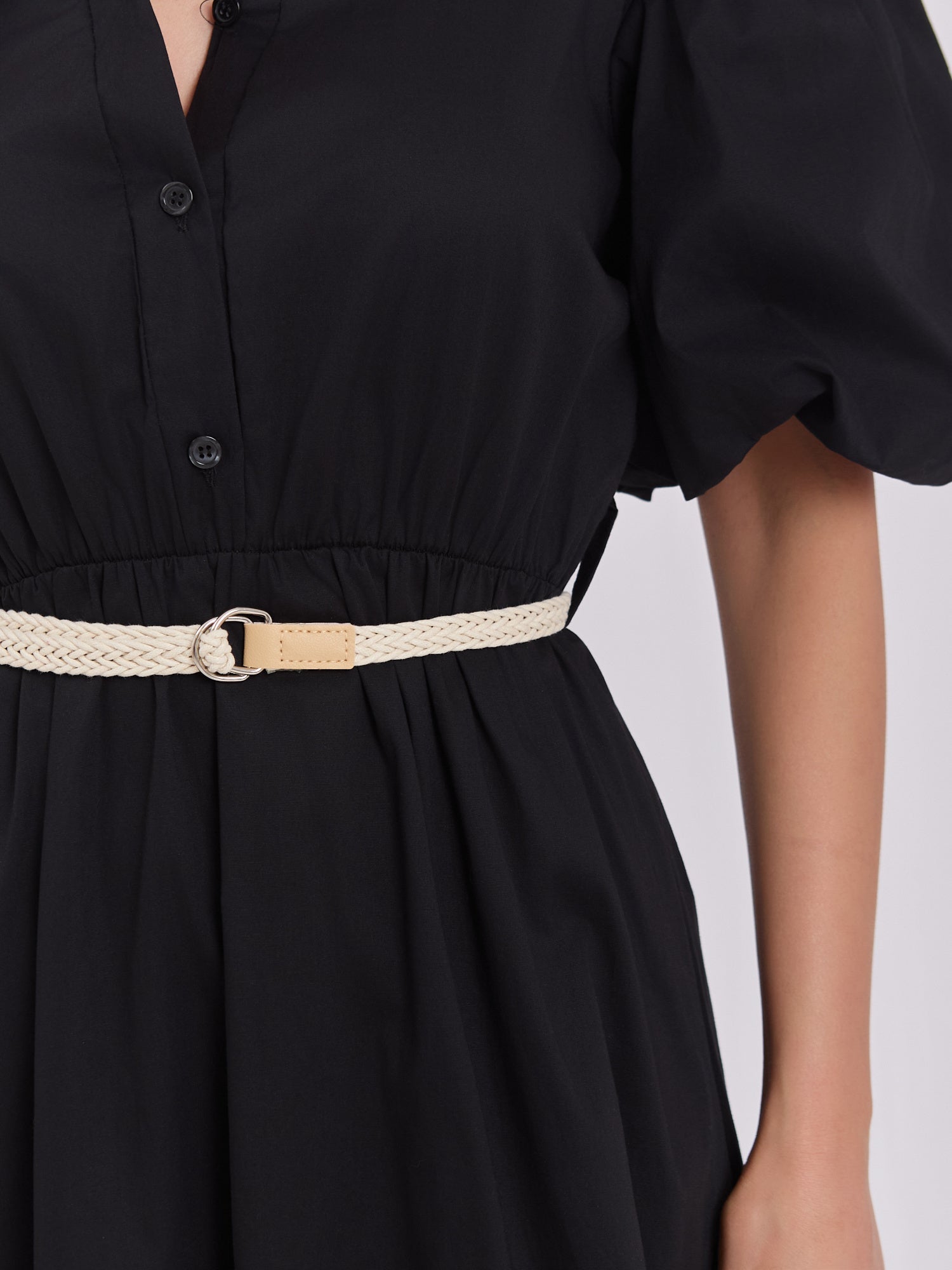Vestito in cotone midi con balza e cintura – abito estivo