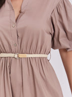 Vestito in cotone midi con balza e cintura – abito estivo