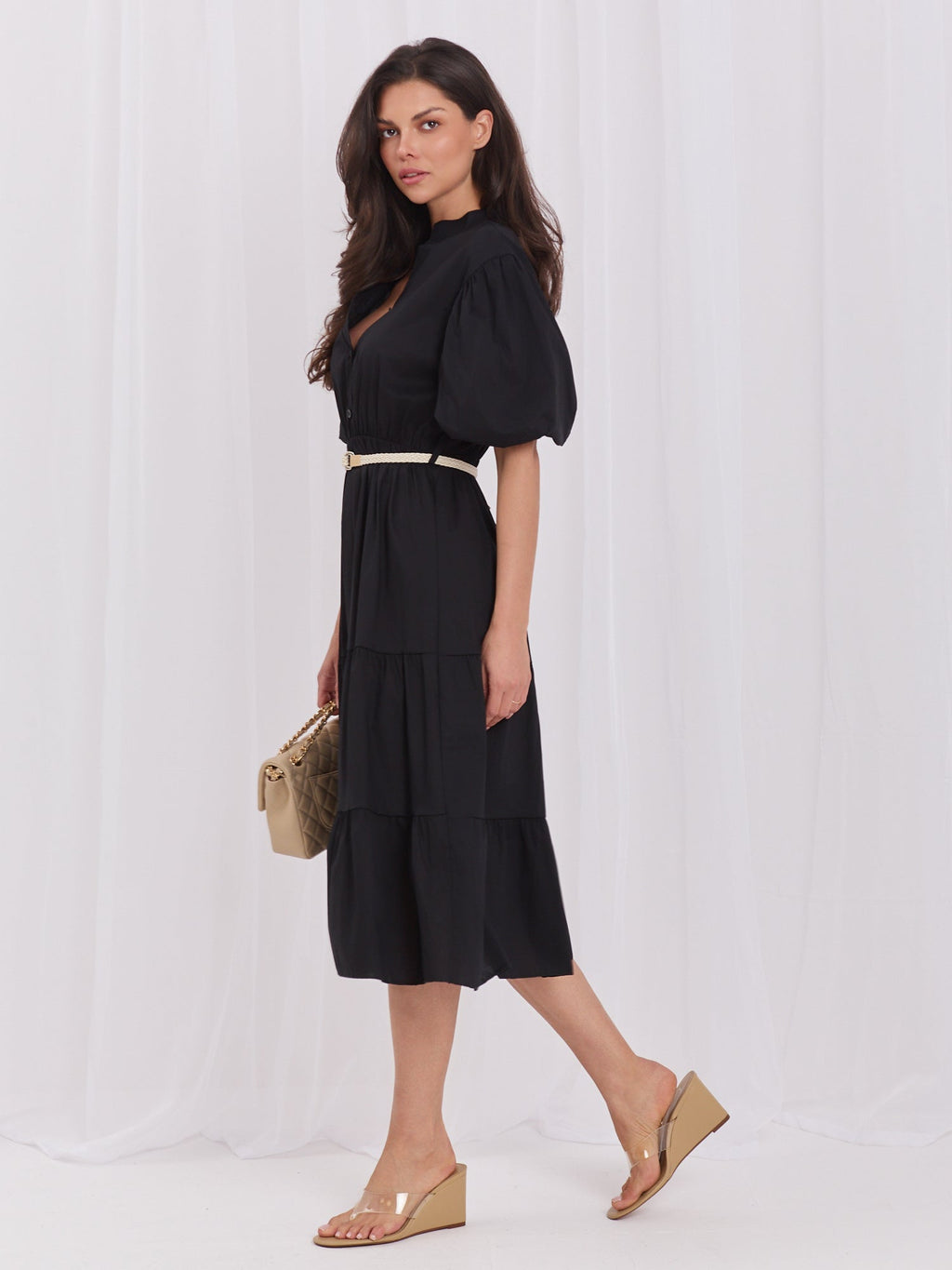Vestito in cotone midi con balza e cintura – abito estivo