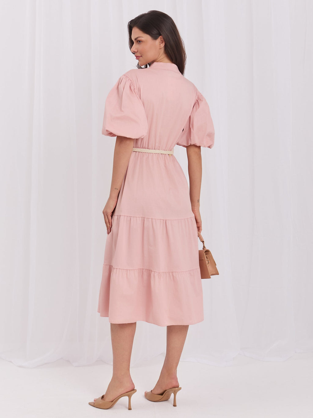 Vestito in cotone midi con balza e cintura – abito estivo